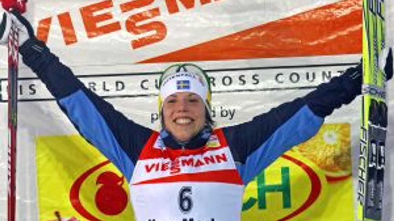 Nové Město na Moravě dnes videlo v pretekoch na 10 km víťazstvo Charlotte Kallaovej.