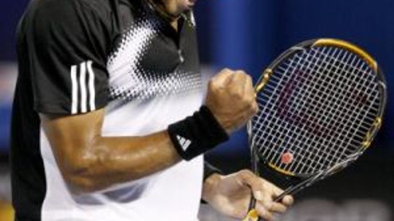 Francúzske prekvapenie Australian Open J.-W. Tsonga je už vo finále.