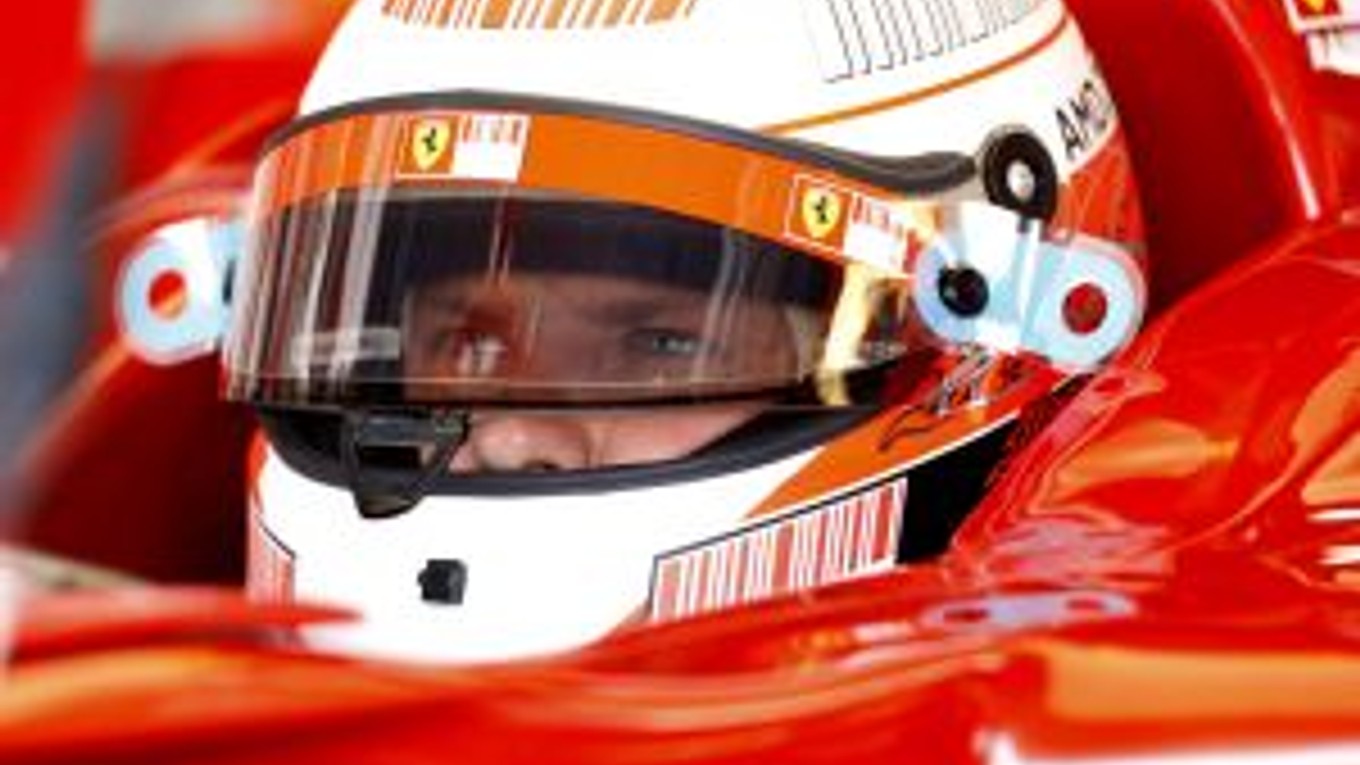 V prvom tréningu na Veľkú cenu Japonska dominoval pilot talianskeho tímu Ferrari Kimi Räikkönen.