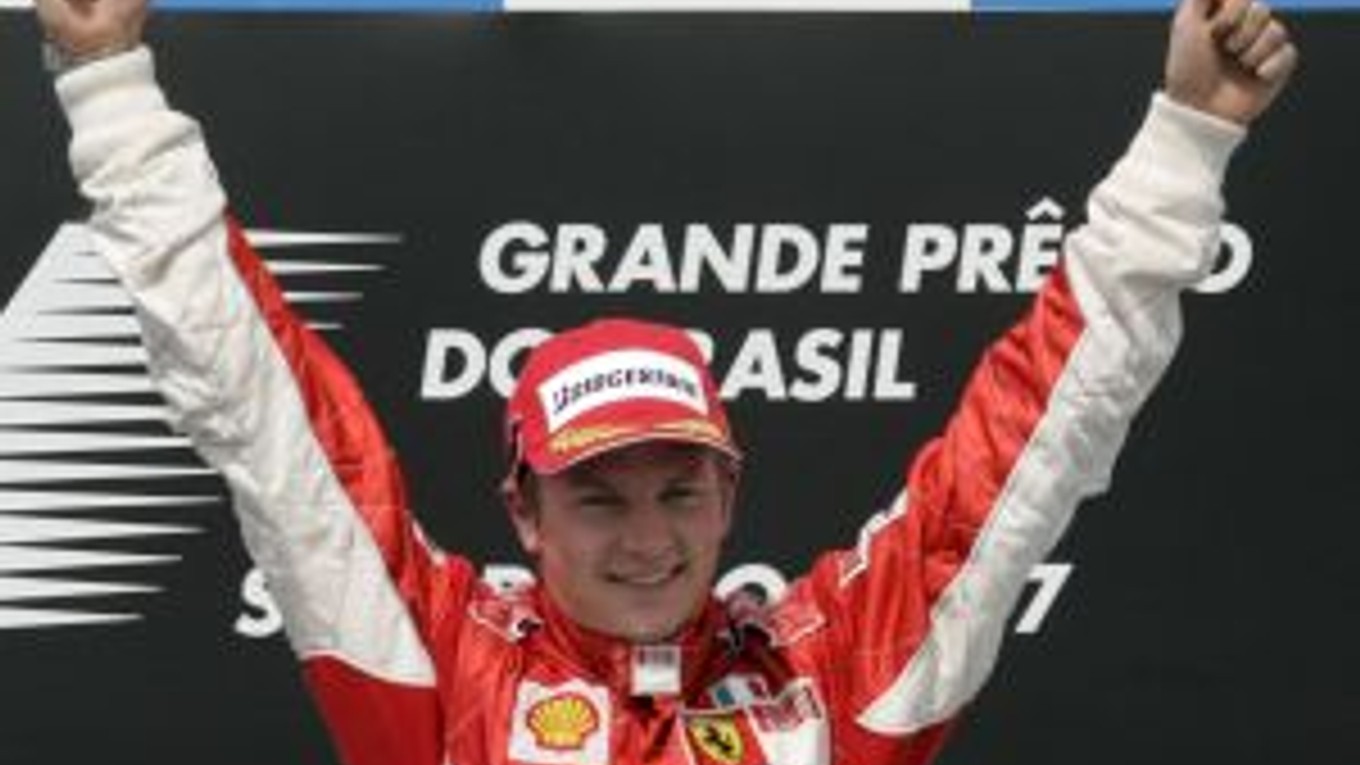 Kimi Räikkönen je novým majstrom sveta.