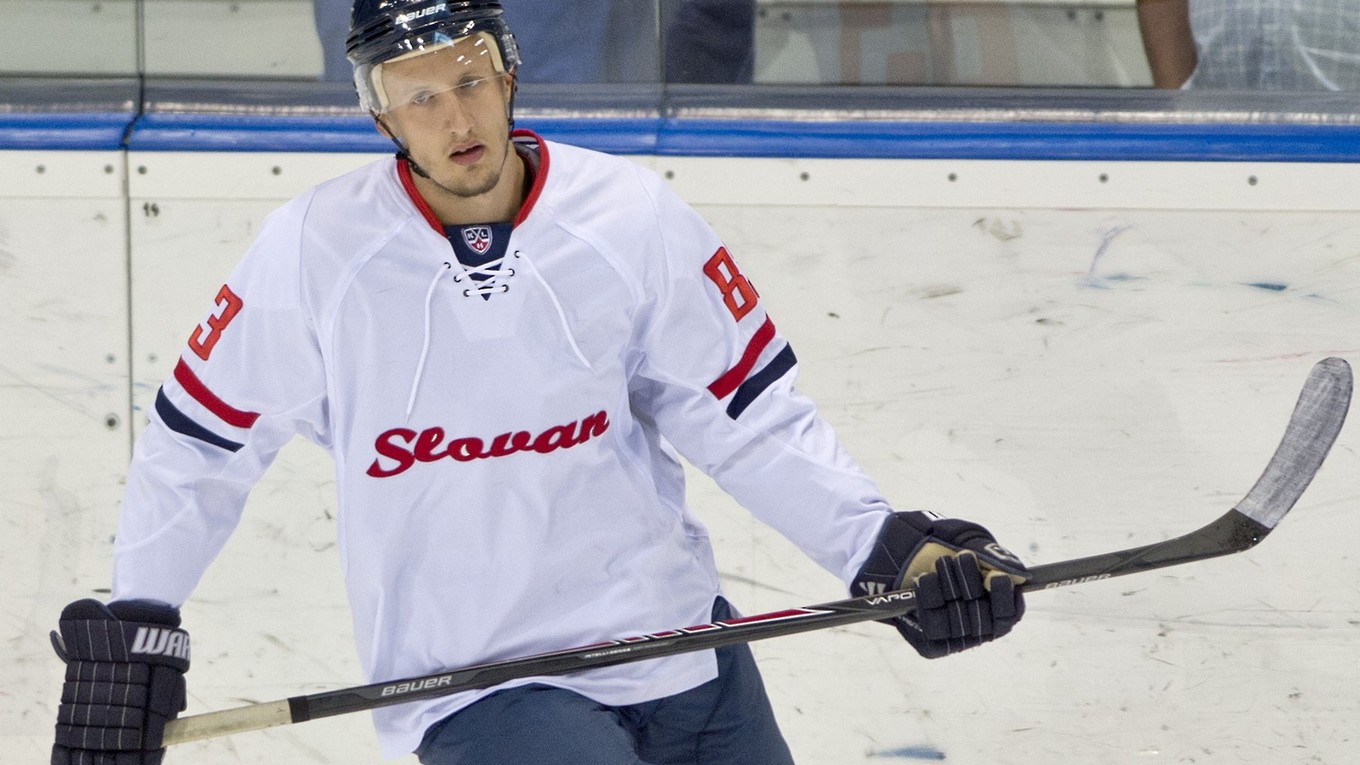 Dres Slovana si prvý raz obliekol Radovan Puliš, ktorý je v tíme na skúške.