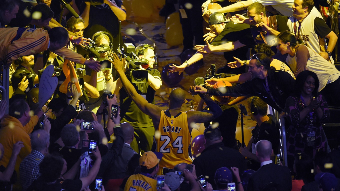 Kobe Bryant nastúpil na svoj posledný zápas v NBA.