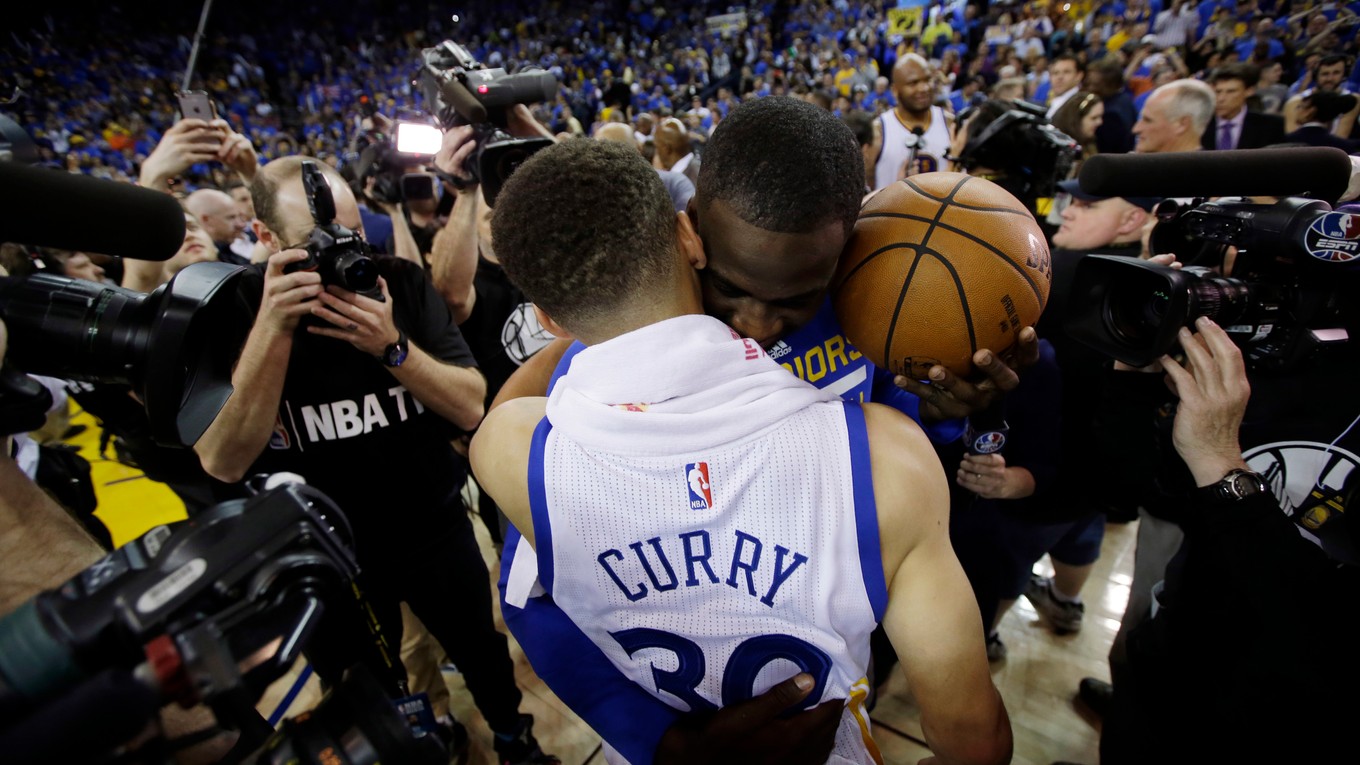 Na Curryho výnimočné schopnosti sa tím Warriors bude spoliehať aj v play off.