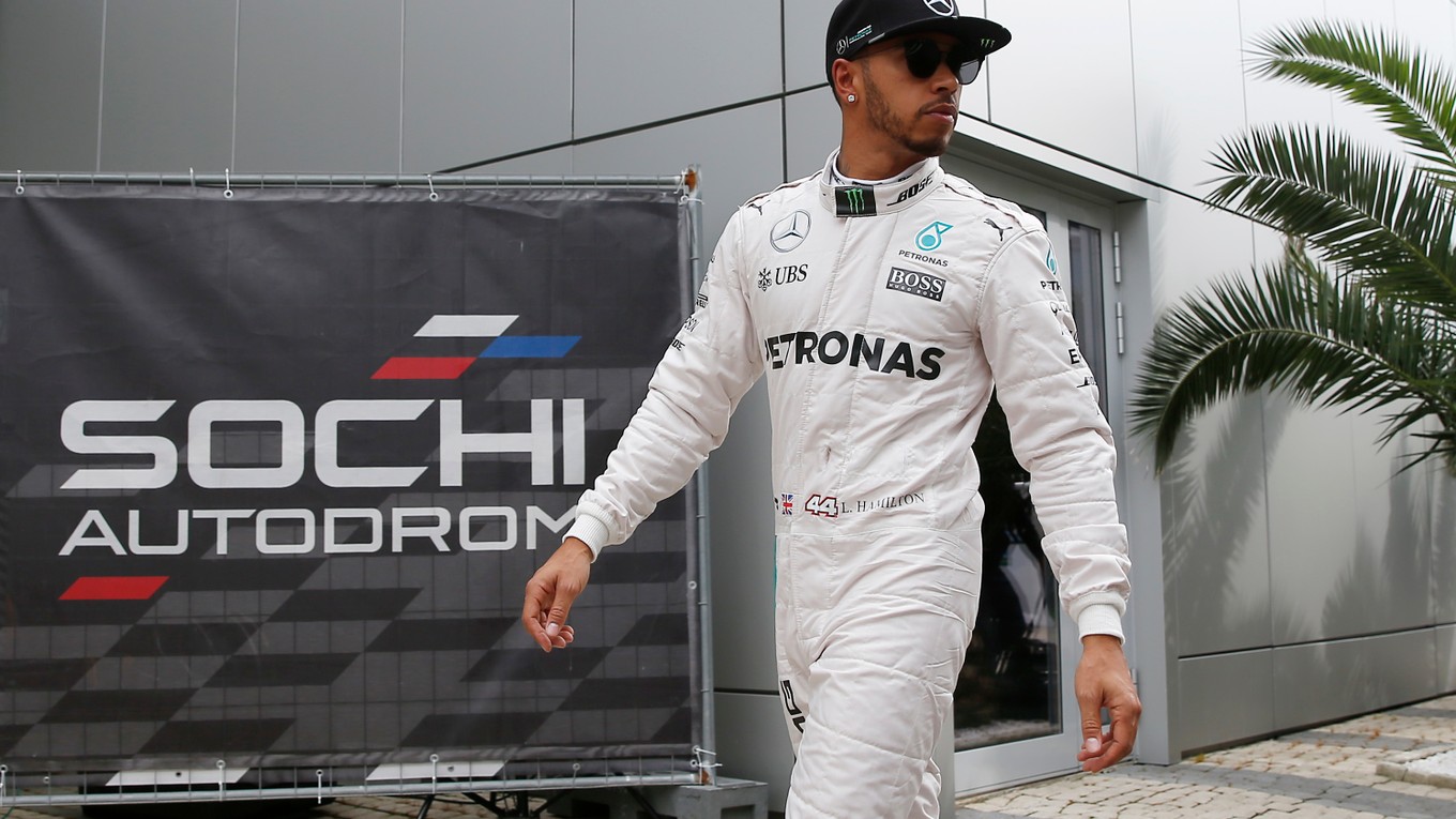 Lewis Hamilton sa od začiatku sezóny borí s technickými problémami. Cez víkend nemohol na VC Ruska zasiahnuť do záverečnej časti kvalifikácie.