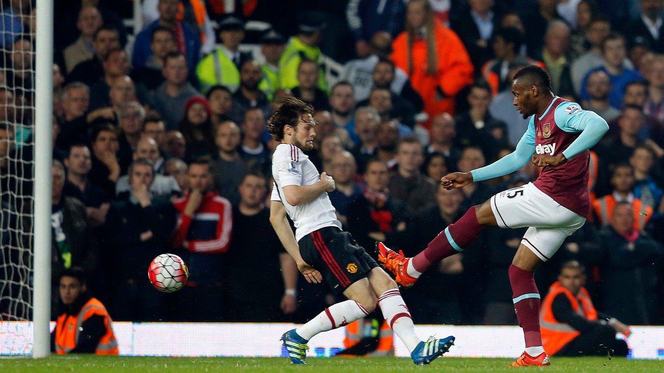 Diafra Sakho (vpravo) strelil prvý gól West Hamu.