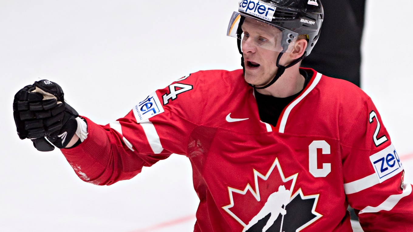 Kanadu vedie na majstrovstvách sveta ako kapitán Corey Perry.