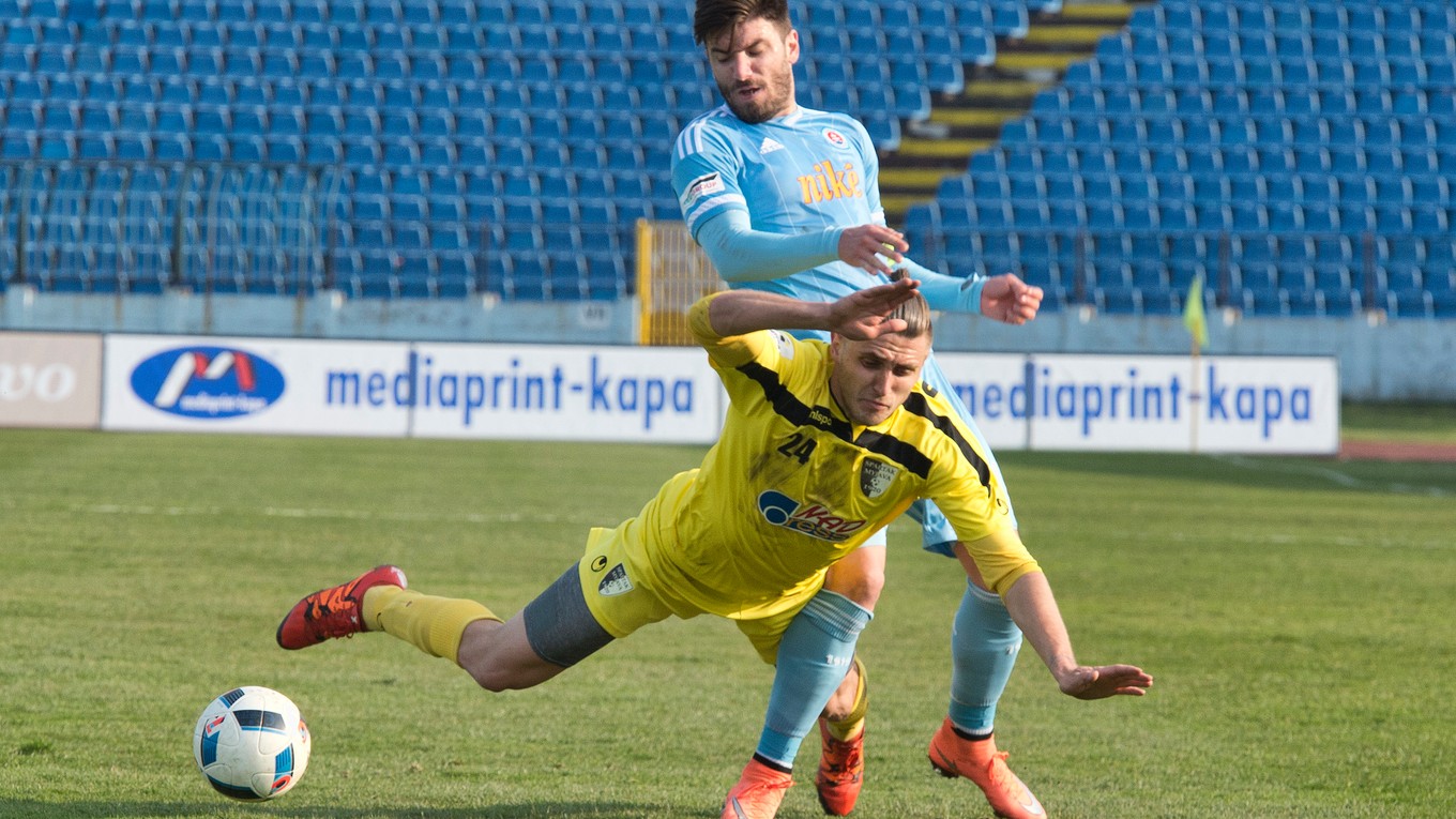 Marko Milinkovič (vzadu) nenaplnil očakávania klubu.