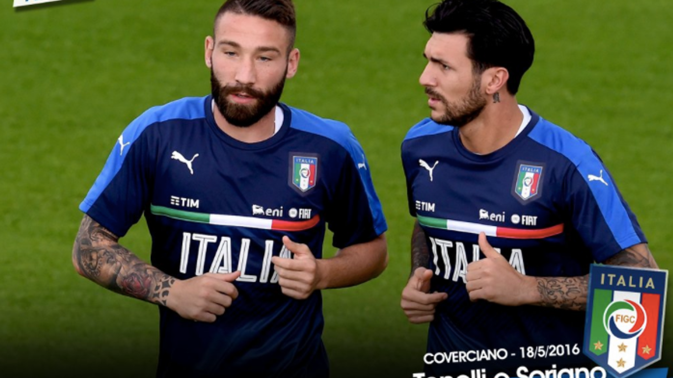 Tonelli (vľavo) je aj čerstvým členom talianskej reprezentácie.