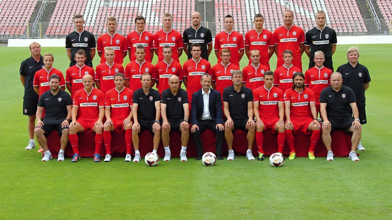 Keresteš (v hornom rade štvrtý sprava) s najväčšou pravdepodobnosťou opustí juhomoravský celok.