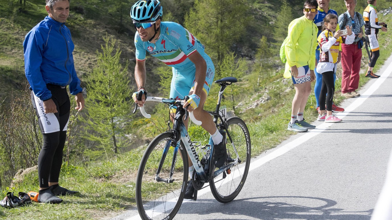 Vincenzo Nibali by mal byť členom novovzniknutého bahrajnského cyklistického tímu.