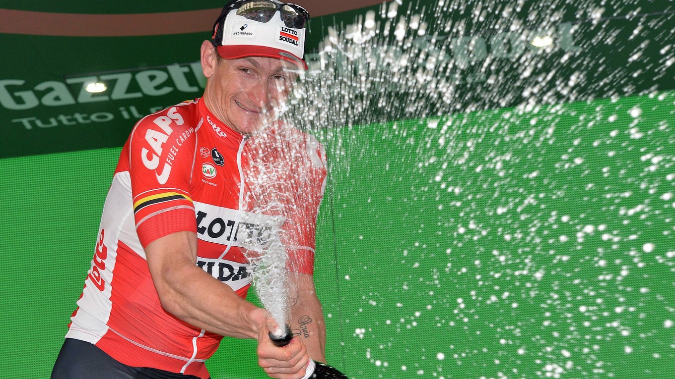 Skúsený rodák z Rostocku Greipel zvládol 1. etapu najrýchlejšie.