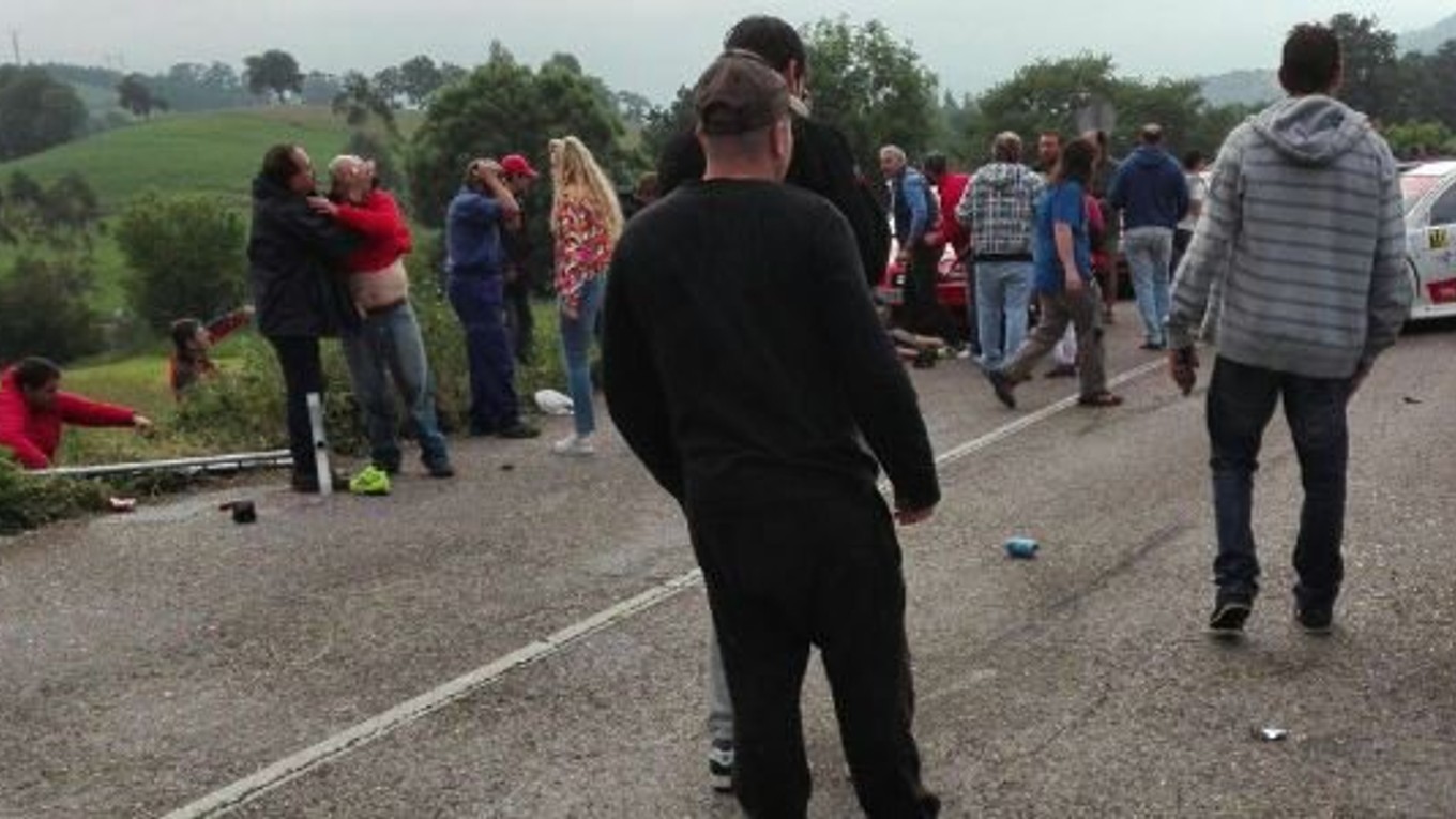 18 zranených - 5 ľudí v nemocnici. To je bilancia nehody na rely Španielska.