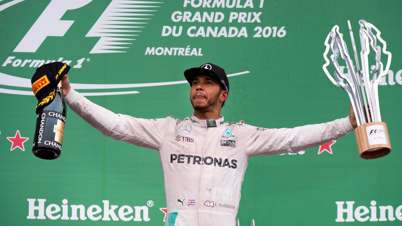 Lewis Hamilton sa cíti byť silnejším, než kedykoľvek predtým. 