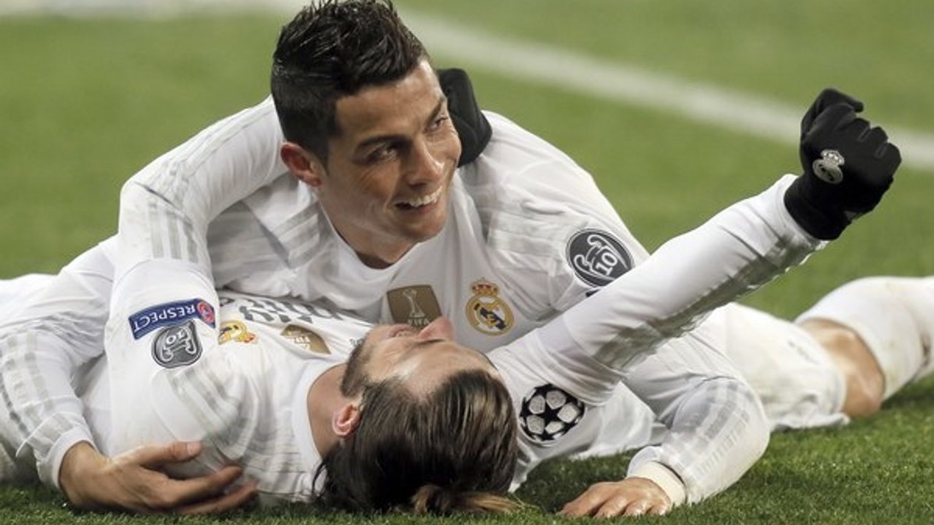 Gareth Bale a Cristiano Ronaldo sú spoluhráčmi v Reale Madrid.