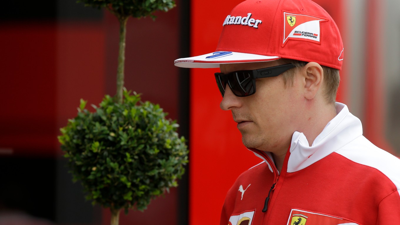Kimi Räikkönen bude pokračovať vo Ferrari.