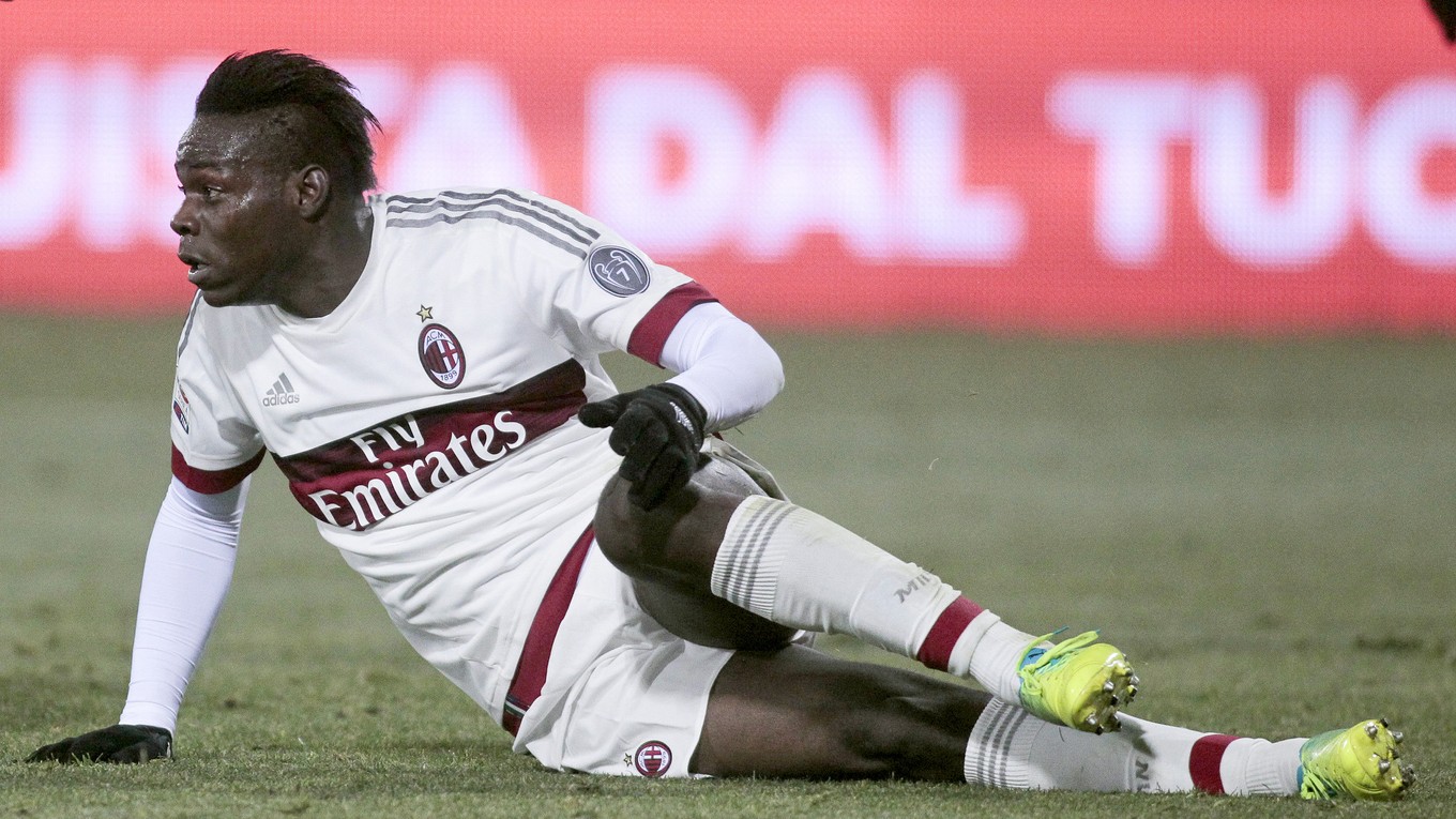 Mario Balotelli v drese AC Miláno.
