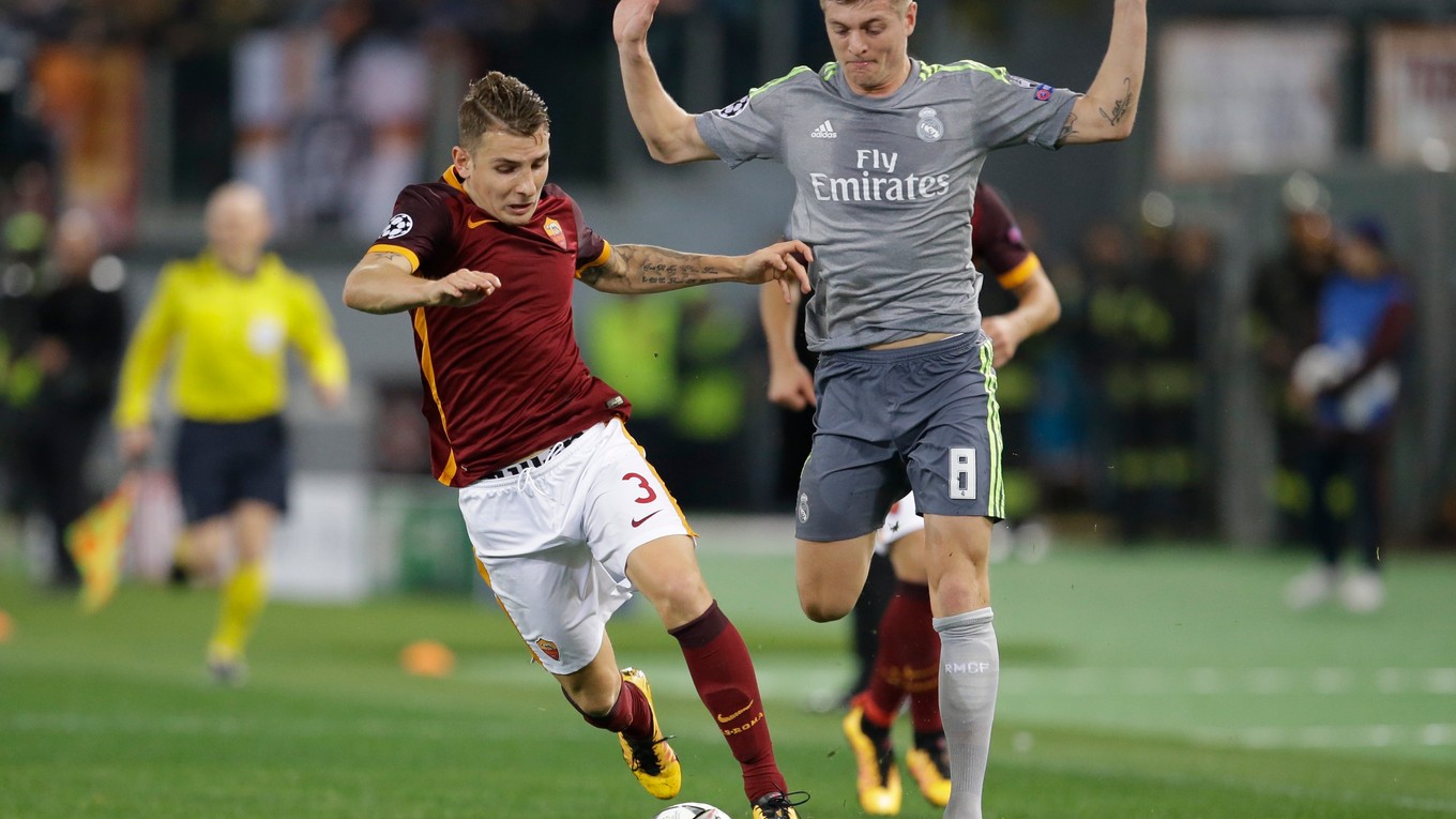 Lucas Digne (vľavo) bol naposledy na hosťovaní v AS Rím.