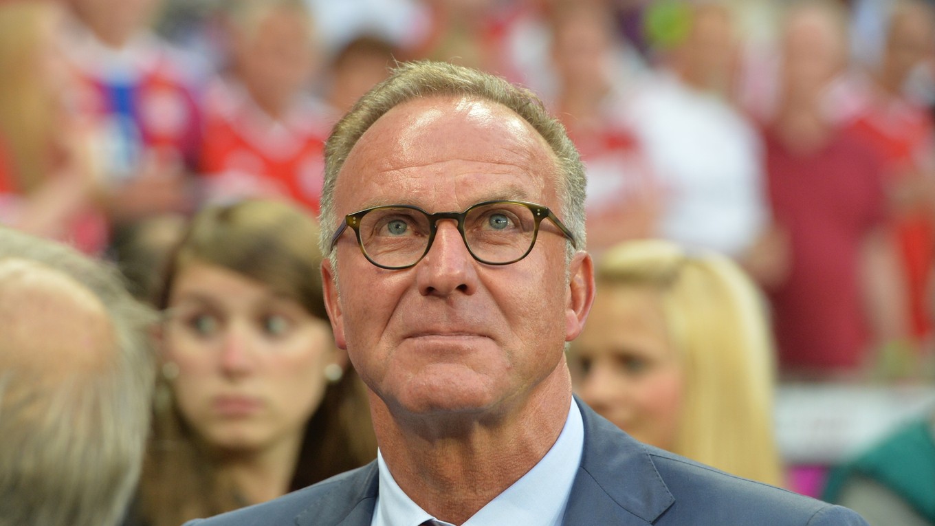 Šéf Bayernu Karl-Heinz Rummenigge reagoval na slová Roberta Lewandowského.