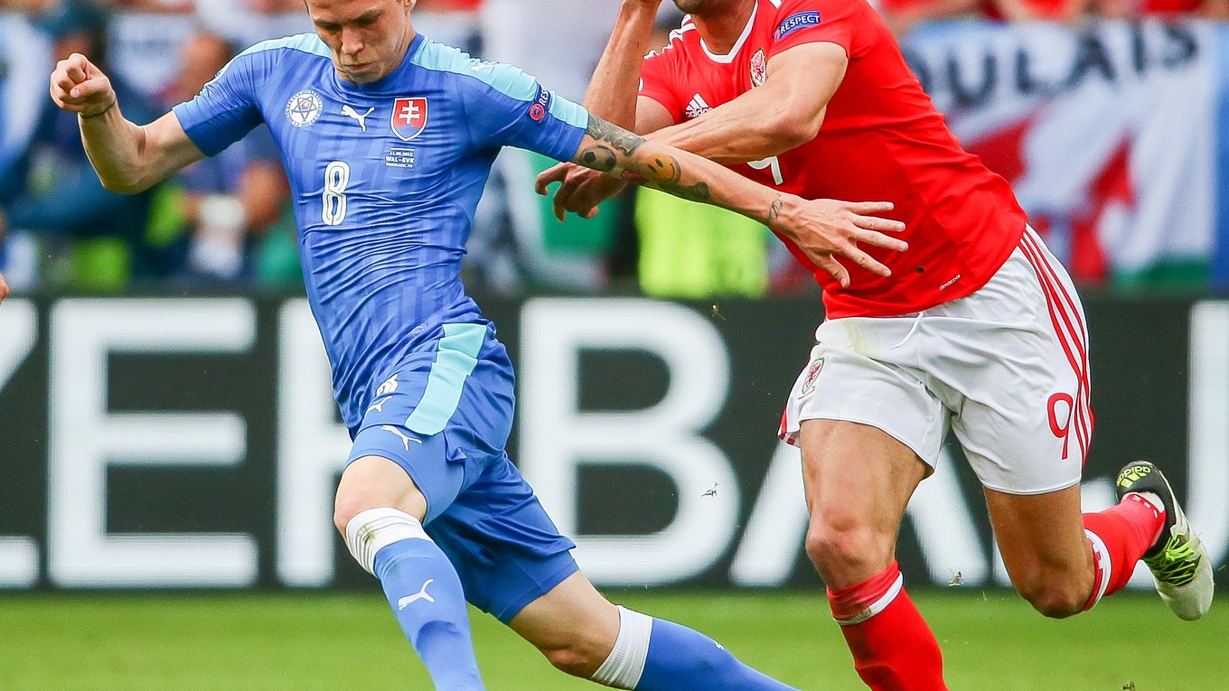 Ondrej Duda (vľavo) bol súčasťou slovenského kádra aj na majstrovstvách Európy 2016 vo Francúzsku.