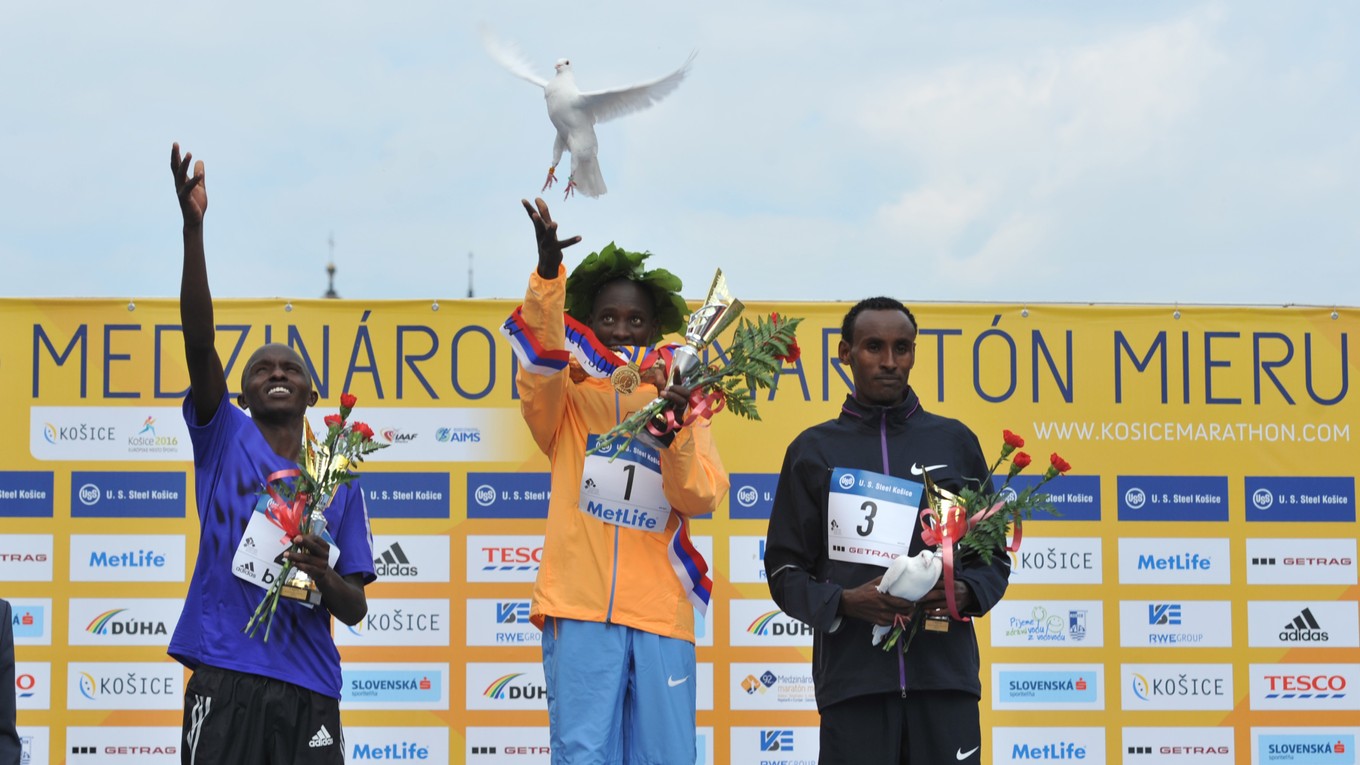 Vlaňajší ročník Medzinárodného maratónu mieru ovládol Samuel Kiplino Kosgei z Kene.
