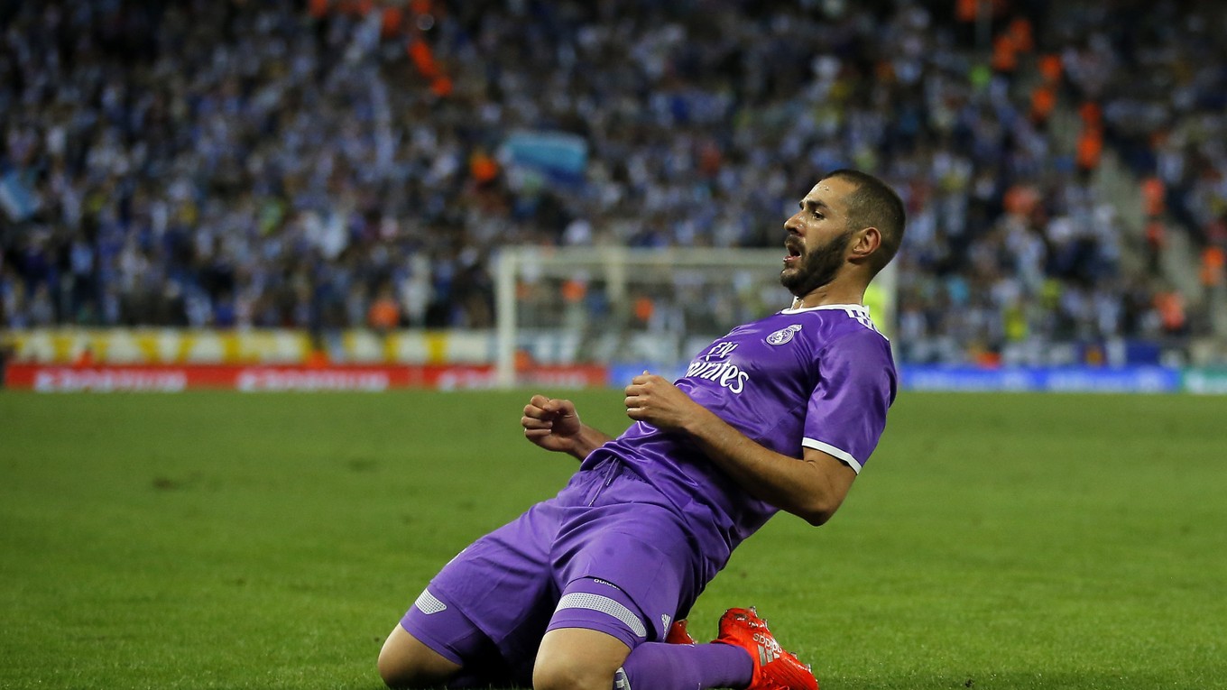 Európu bude na tohtoročných MS klubov reprezentovať Real Madrid. Na snímke sa teší z jedného z jeho gólov Karim Benzema.