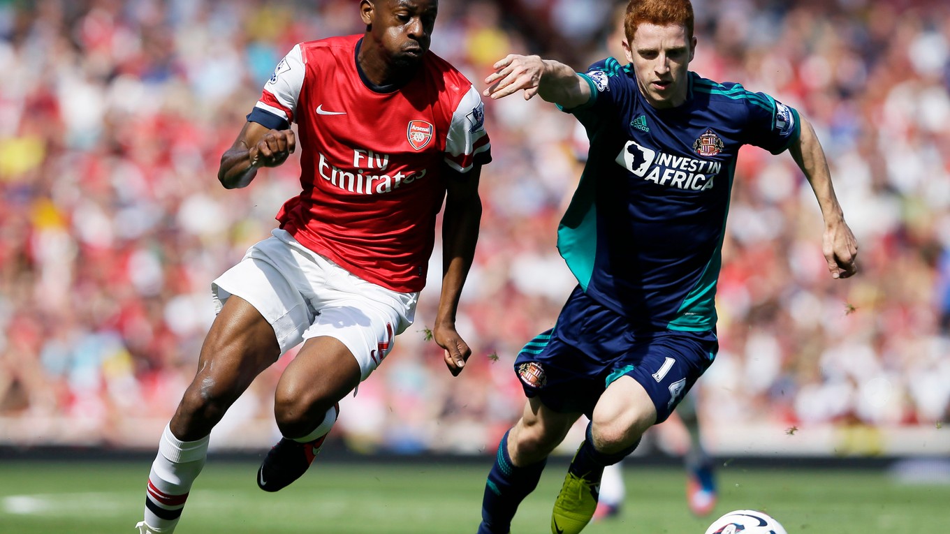 Abou Diaby (vľavo) mal veľký talent, jeho kariéru však zničili zranenia.