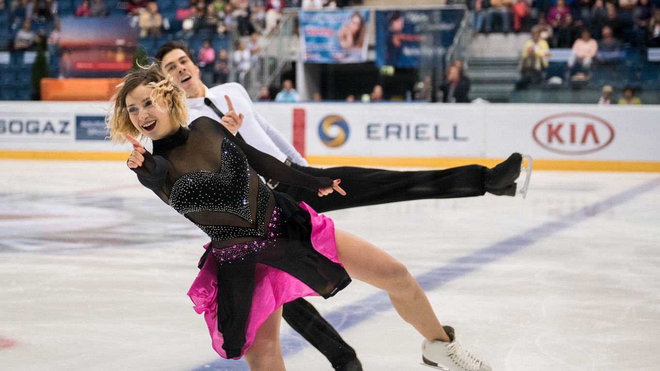 Lukáš Csölley a Lucie Myslivečková absolvovali súťažnú premiéru.