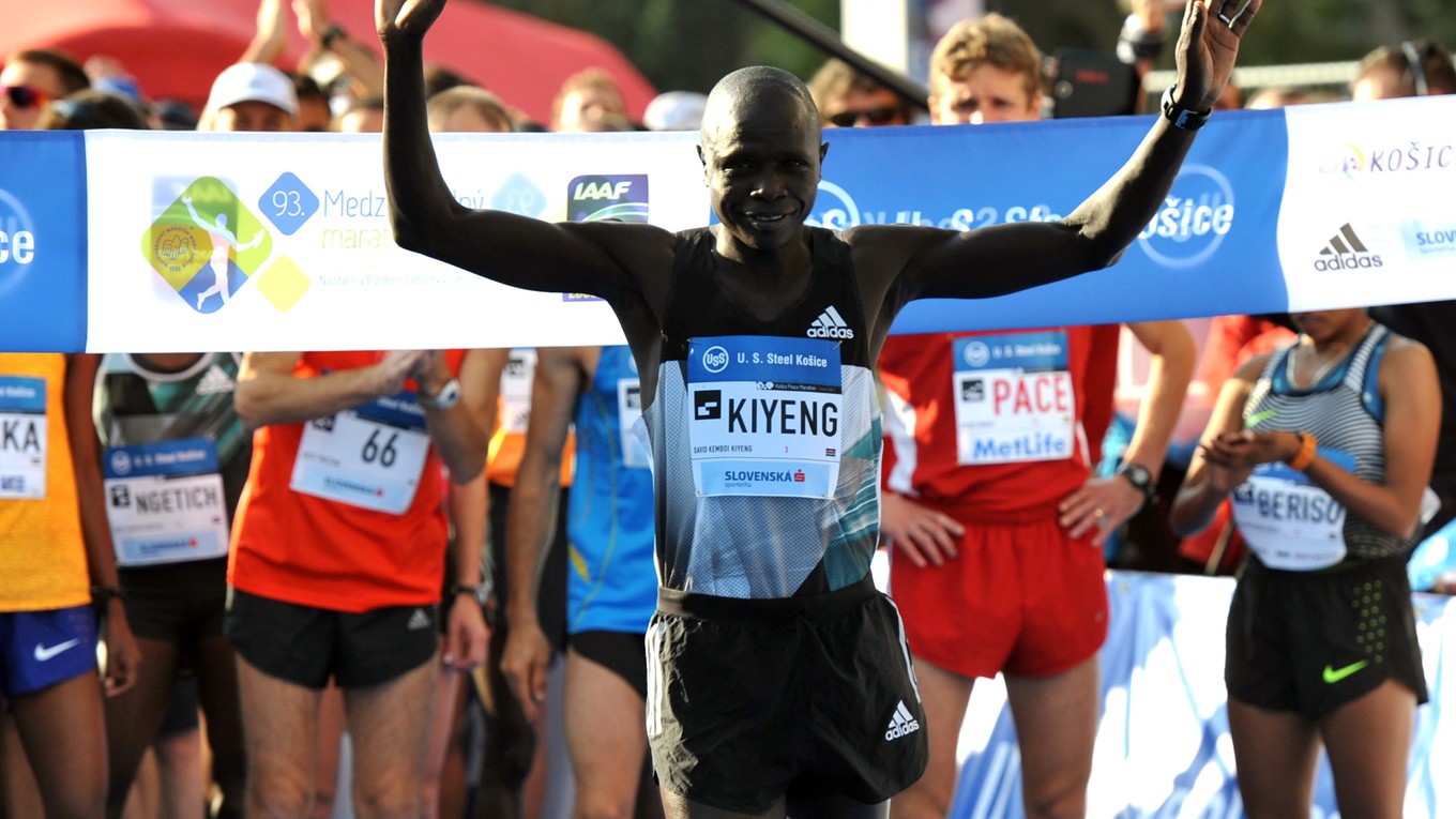 Kenský víťaz košického maratónu.