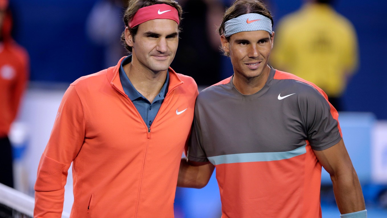 Roger Federer (vľavo) s Rafaelom Nadalom.
