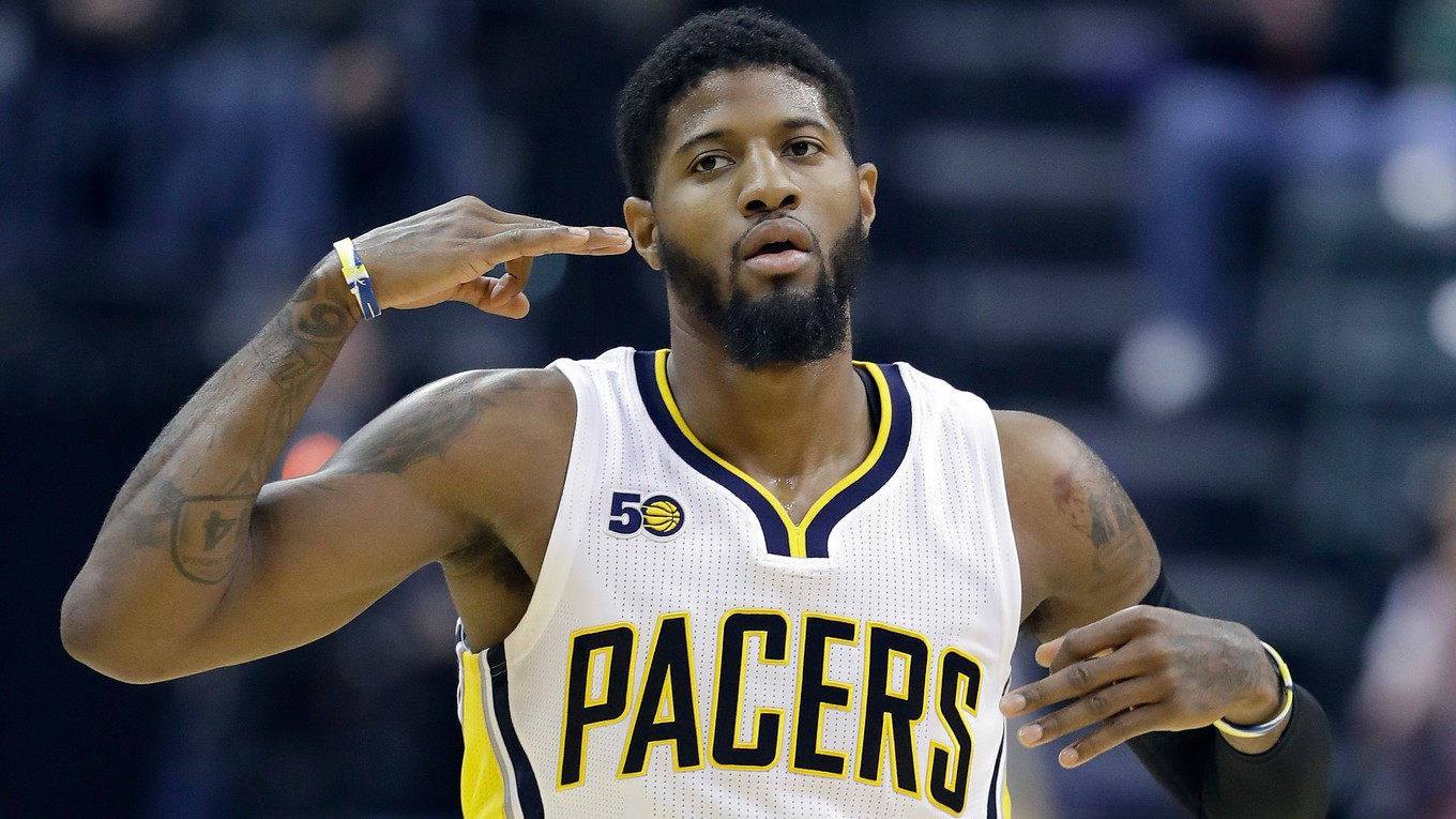 Paul George sa neukontroloval v sobotňajšom zápase proti Chicagu.