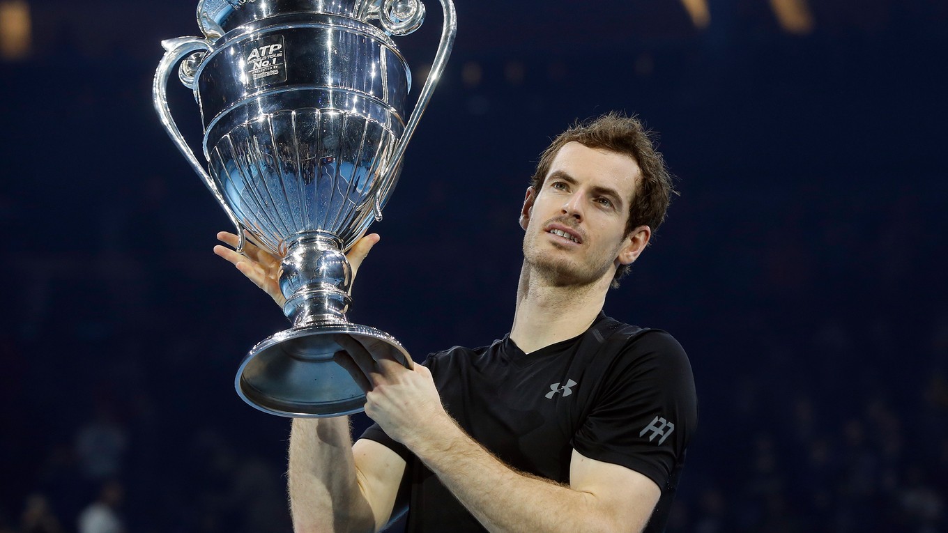 Andy Murray ovládol turnaj majstrov a rok ukončí ako svetová jednotka.