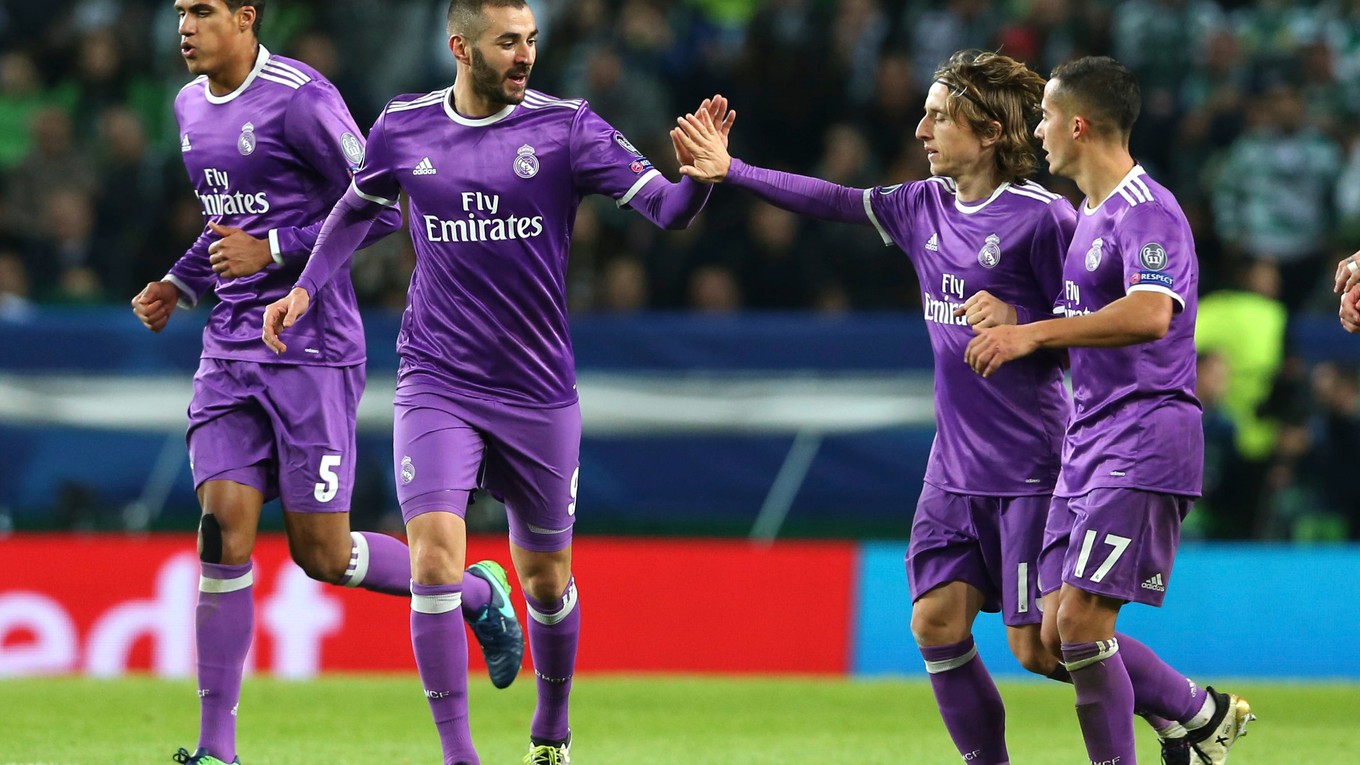 Hráči Realu Madrid sa radujú po ďalšom víťazstve.