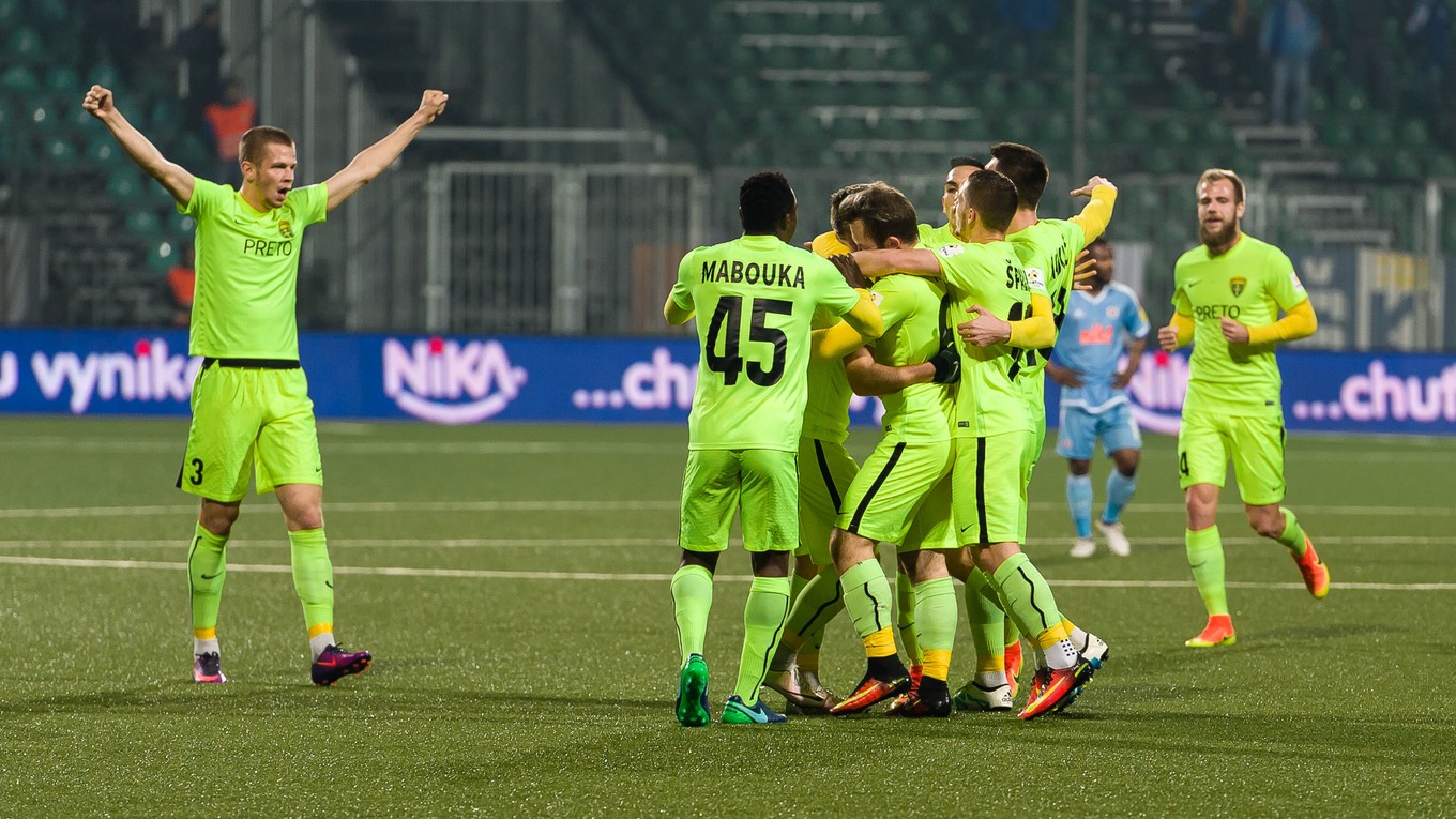Futbalisti Žiliny potvrdzujú skvelú formu aj proti Slovanu.