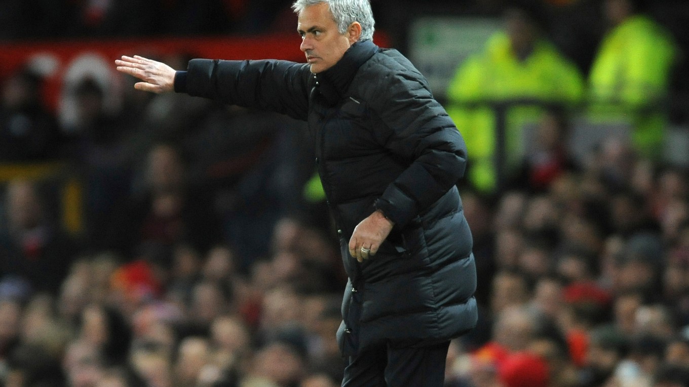 José Mourinho cez víkend opäť neukontroloval svoje emócie.