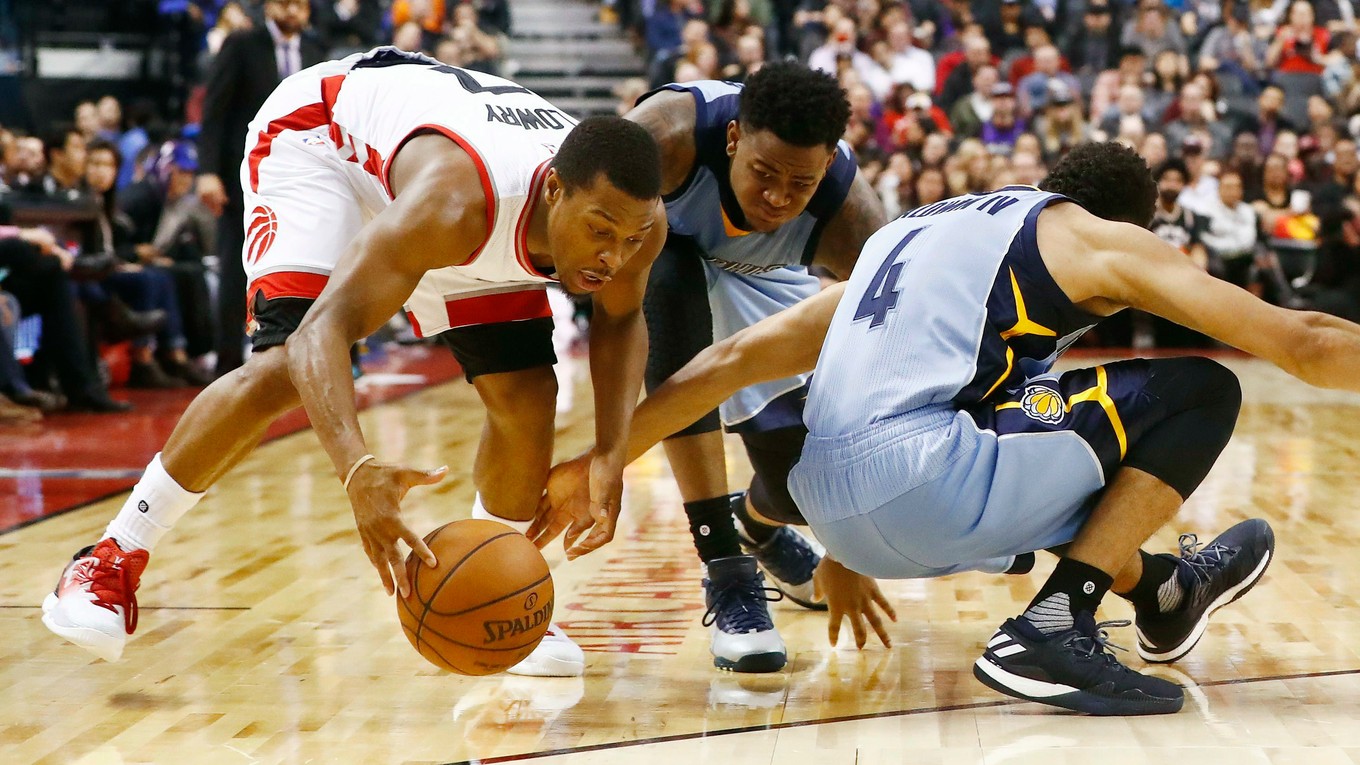 Kyle Lowry z Toronta zaznamenal 29 bodov.