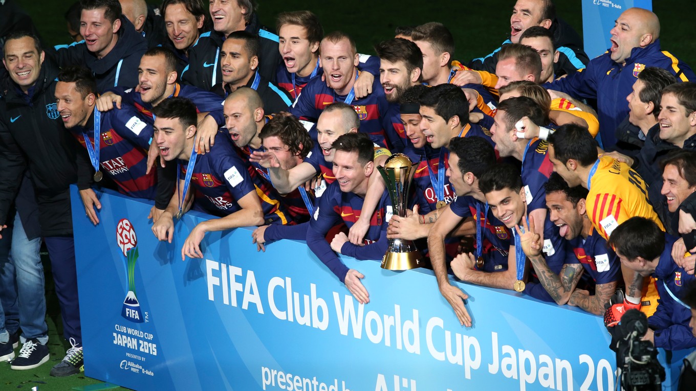 Vlani ovládli majstrovstvá sveta klubov futbalisti Barcelony.