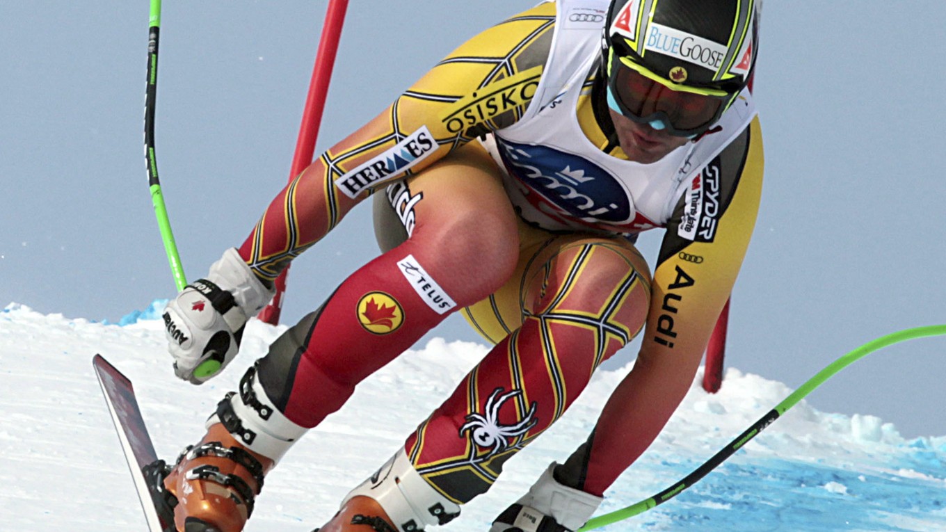 Kanaďan Jan Hudec na ceste k víťazstvu  v zjazde SP v Chamonix 4.februára 2012.