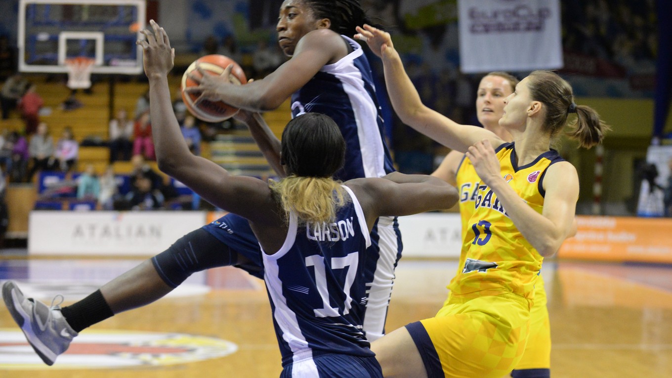 Basketbalistky Košíc prehrali s tureckým súperom o štyri body.