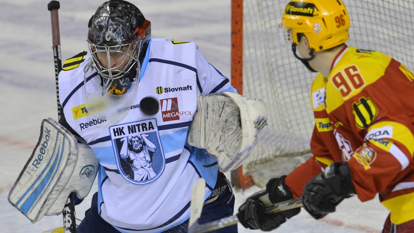 Marek Laco (vľavo) si na Slovensku obliekal aj dres Nitry.