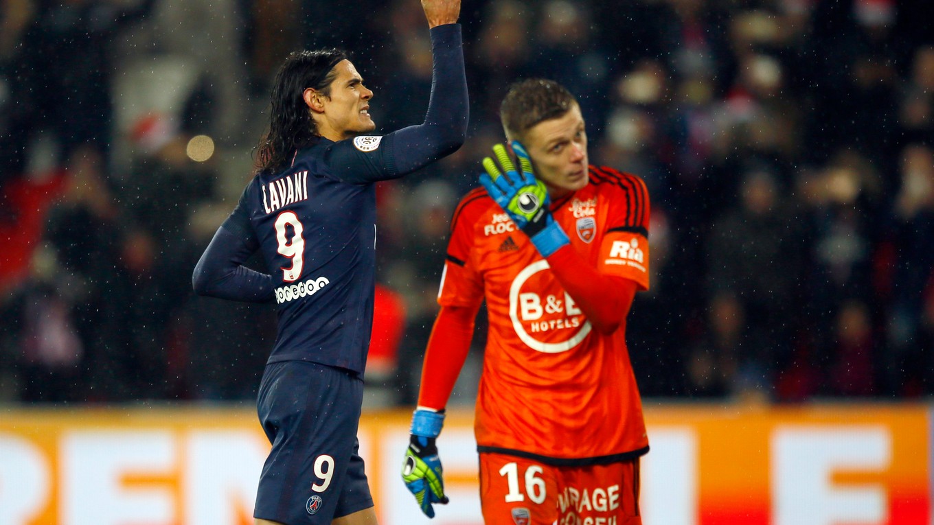 Edinson Cavani sa raduje po svojom góle.