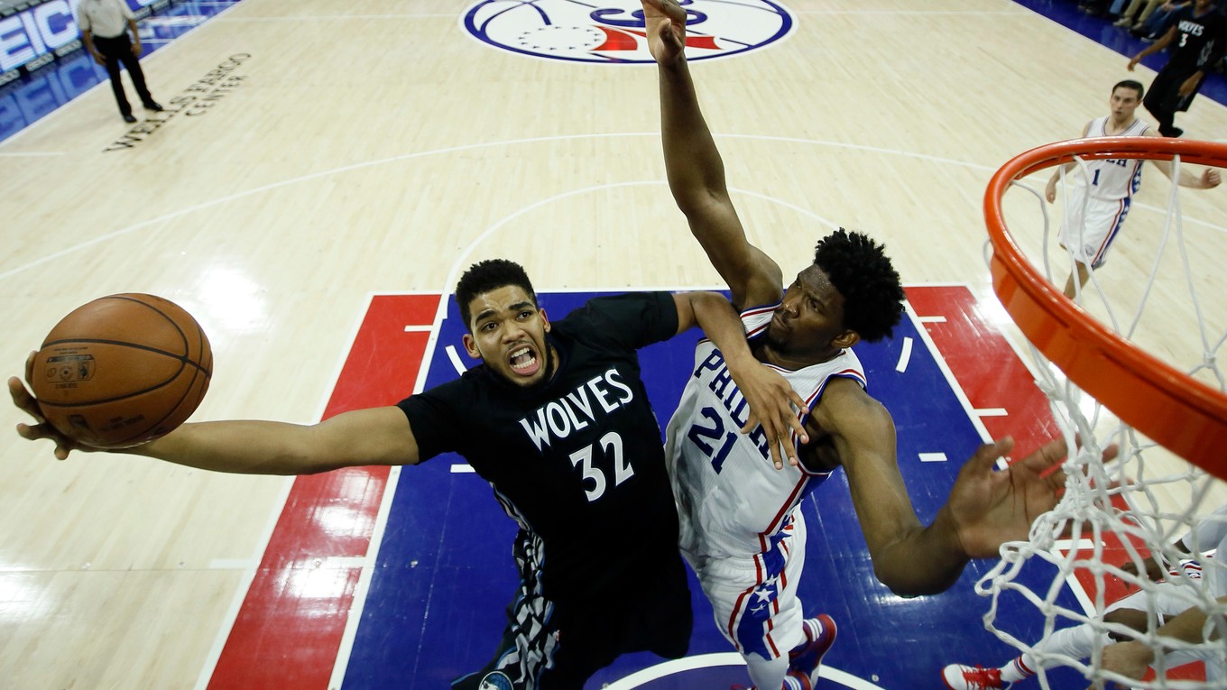 Basketbalisti Philadelphie 76ers zdolali v noci na stredu v zámorskej NBA Minnesotu Timberwolves tesne 93:91.