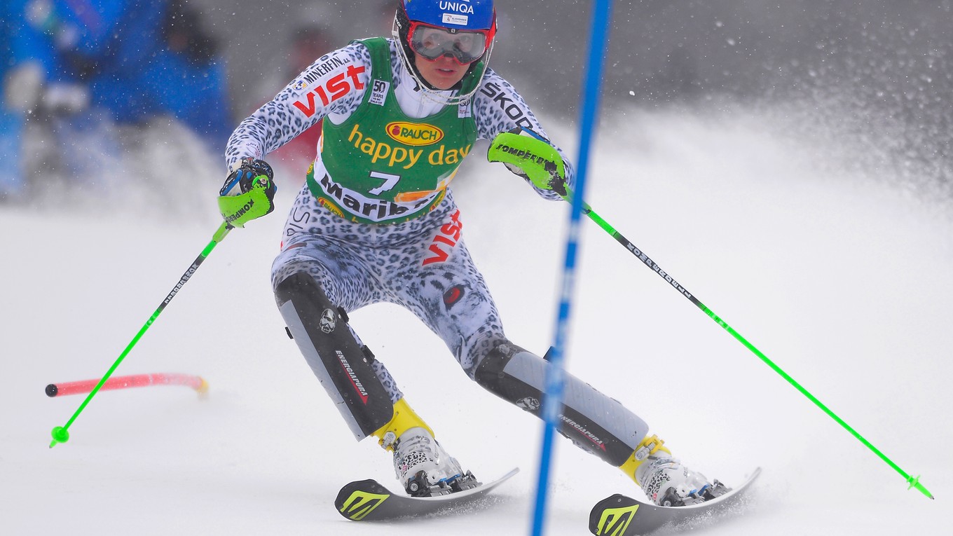 Slovenská lyžiarka Veronika Velez-Zuzulová na trati 1. kola slalomu Svetového pohára žien v alpskom lyžovaní v slovinskom Maribore, ktoré po chybe nedokončila.
