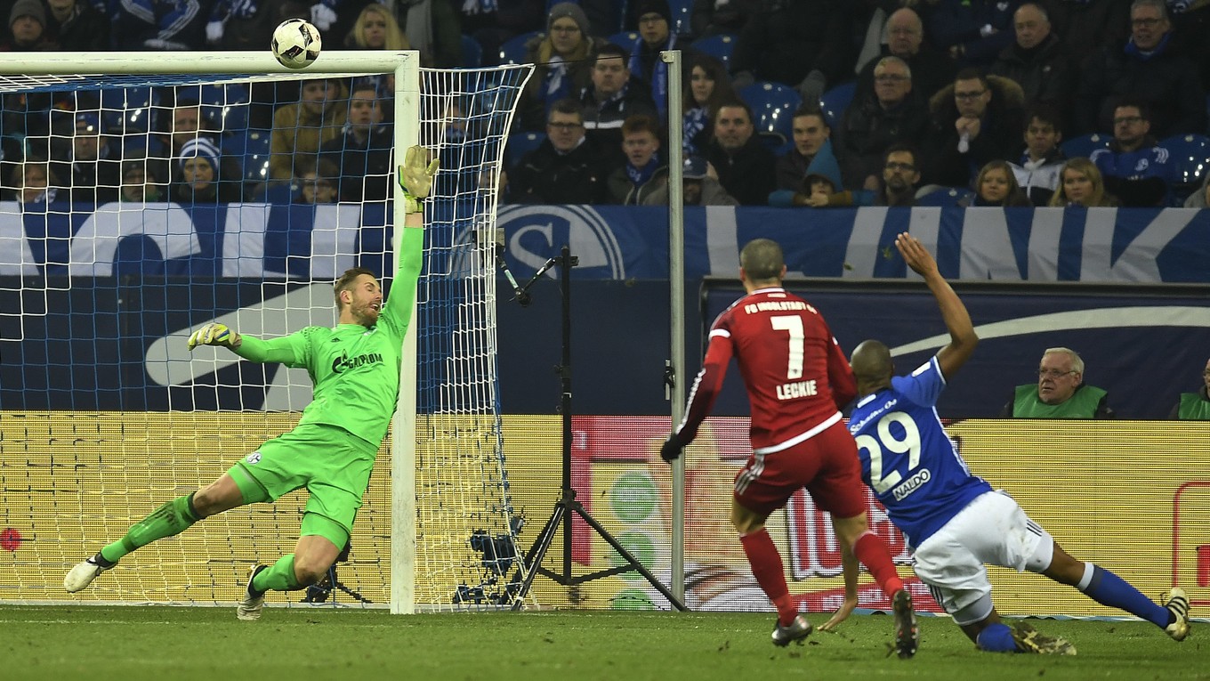 Schalke zdolalo Ingolstadt gólom z nadstaveného času.