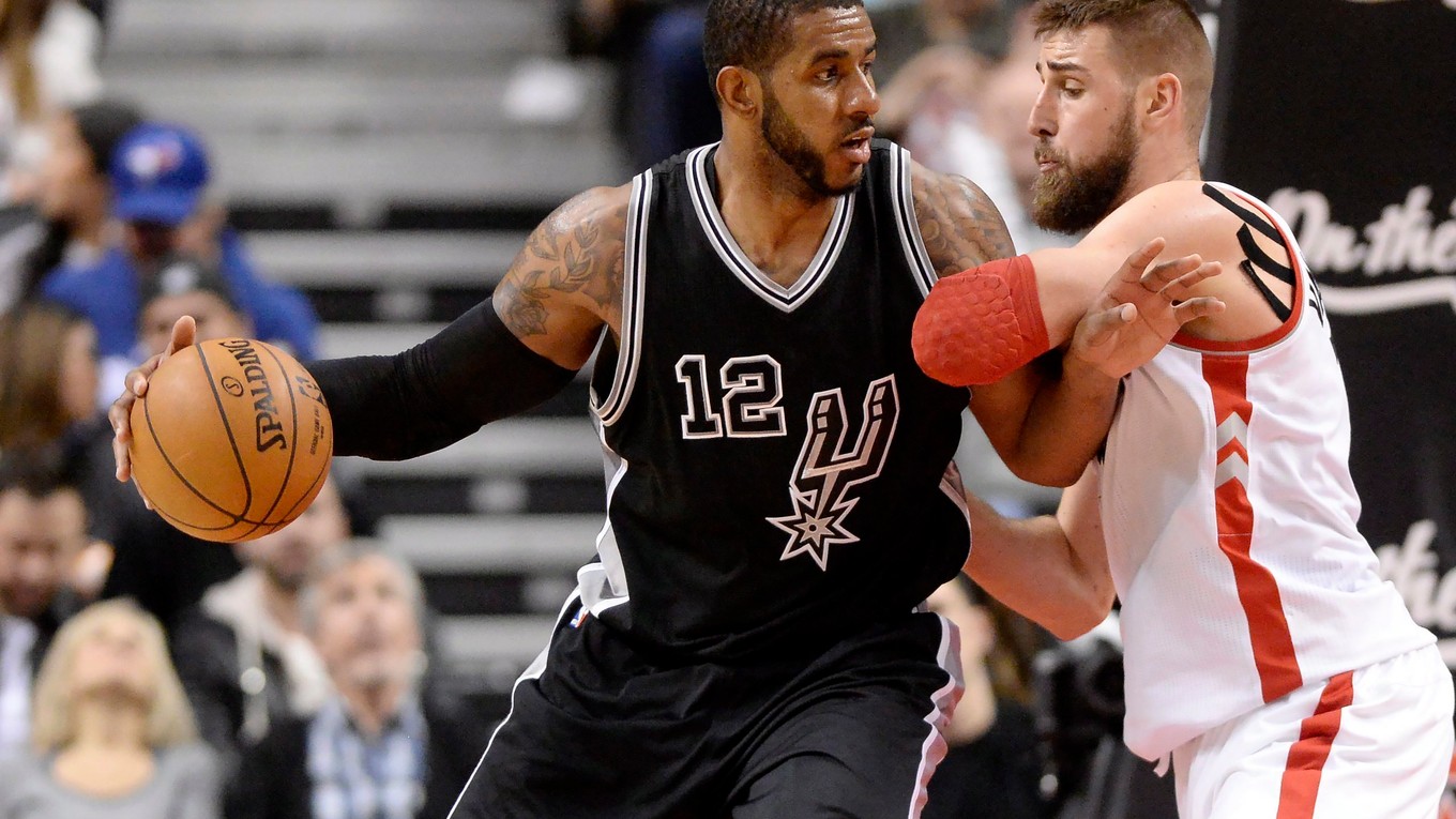 San Antonio triumfovalo.