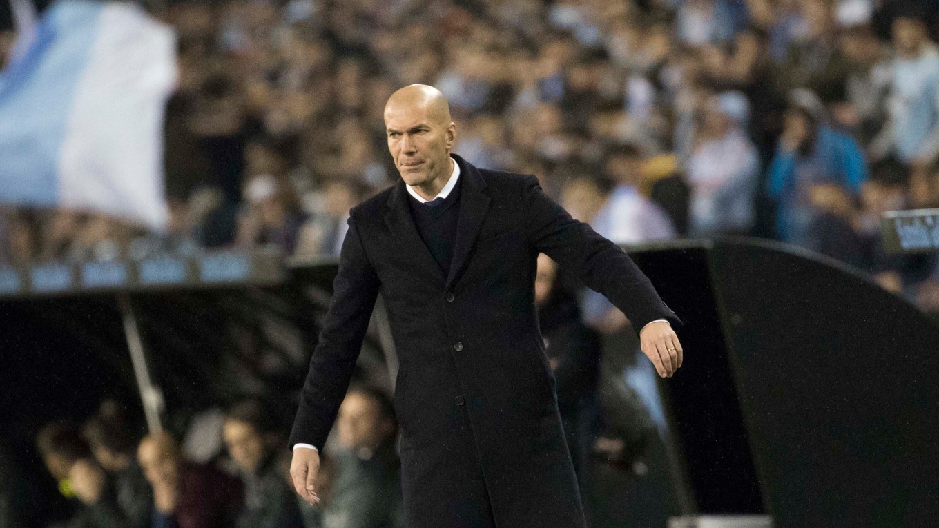 Tréner Realu Madrid Zinedine Zidane figuruje v nominácii na najlepšieho trénera roka podľa FIFA.