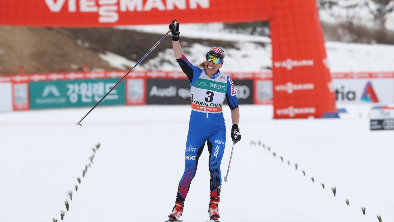 Poľská bežkyňa na lyžiach Justyna Kowalczyková sa stala jasnou víťazkou sobotňajšieho skiatlonu na 2 x 7,5 kilometra na podujatí Svetového pohára v Pjongčangu v Kórejskej republike.