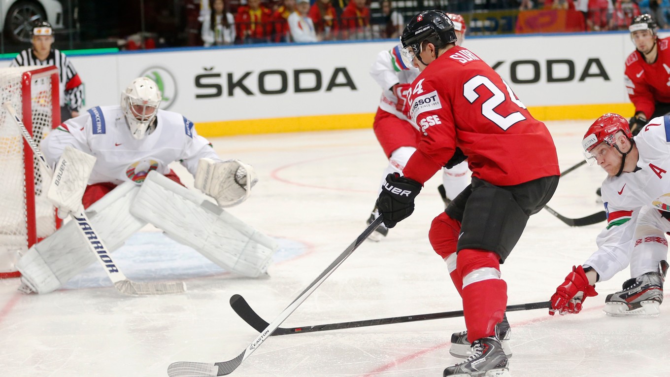 Hokejisti Švajčiarska si poradili s Bielorusmi.
