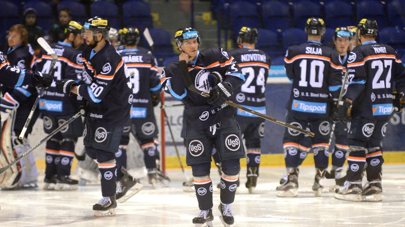 Hokejový klub HC Košice si pred posledným zápasom základnej časti Tipsport ligy uctí päticu hráčov, ktorá sa významne zapísala do klubových dejín.