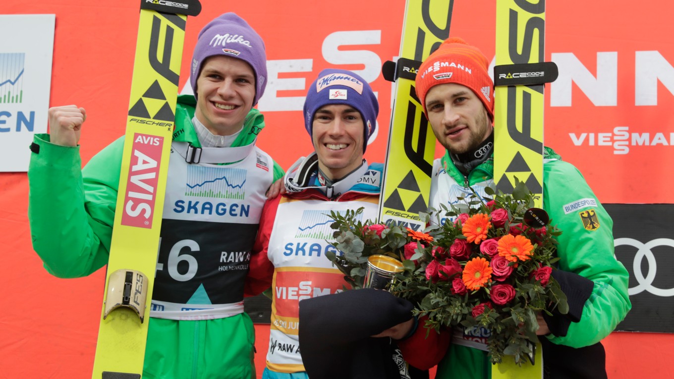 Zľava Andreas Wellinger, Stefan Kraft a Markus Eisenbichler.