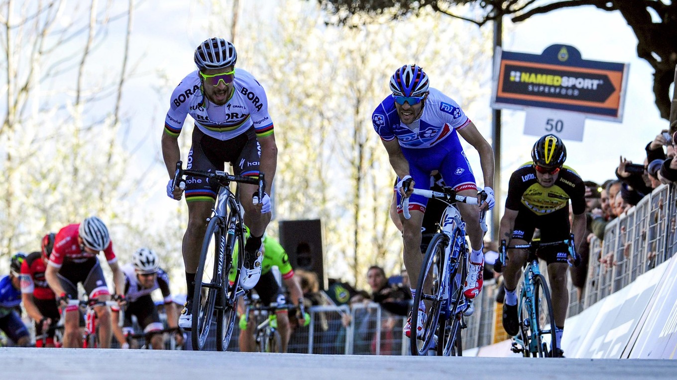 Peter Sagan (vľavo) vyhral piatu etapu na podujatí Tirreno-Adriatico.